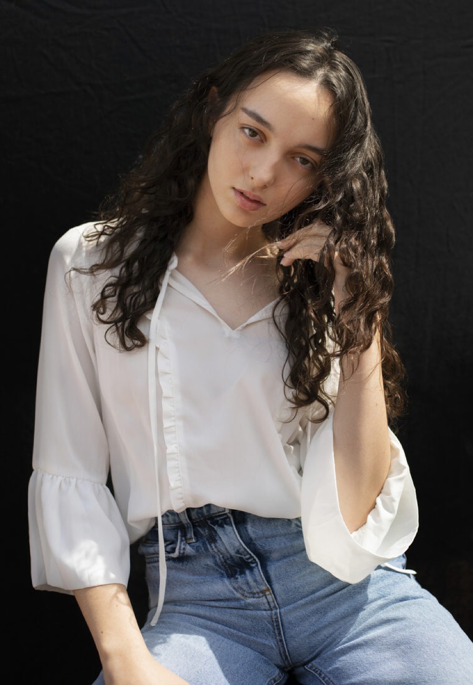 Portrait session — one natural look, softly directed